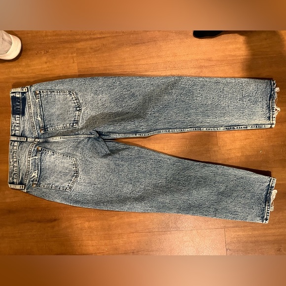 Abercrombie mom high rise jeans - Picture 4 of 5